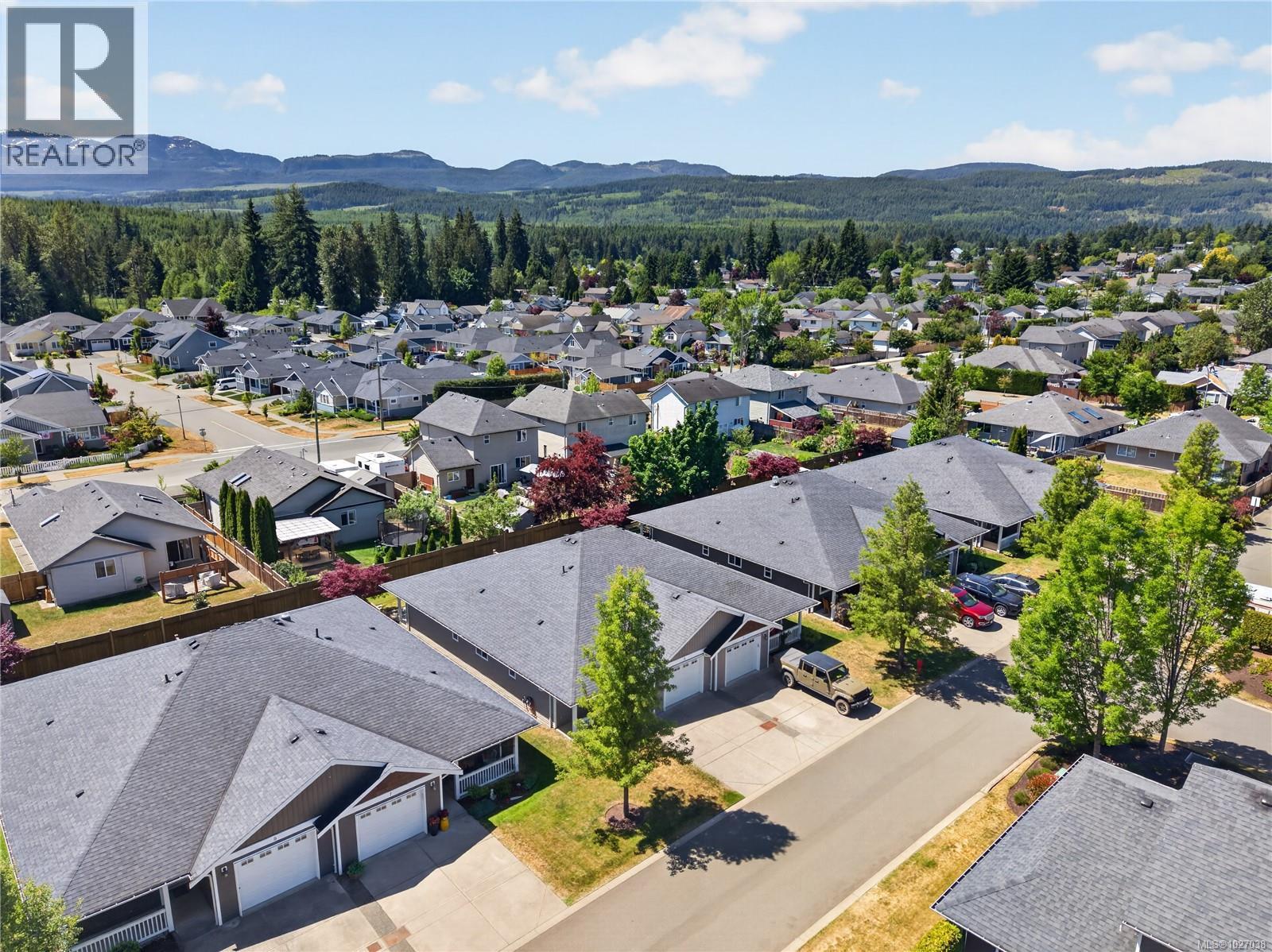 #6 3400 Coniston Cres - 31
