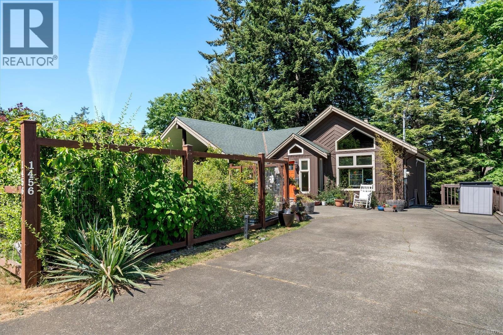 1456 Hurford Ave - 18