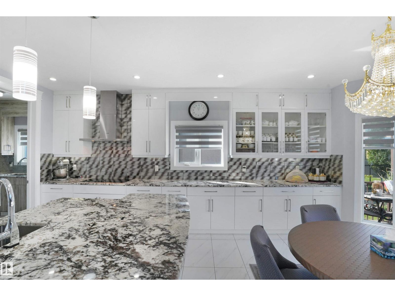 16608 9 ST NE - 17