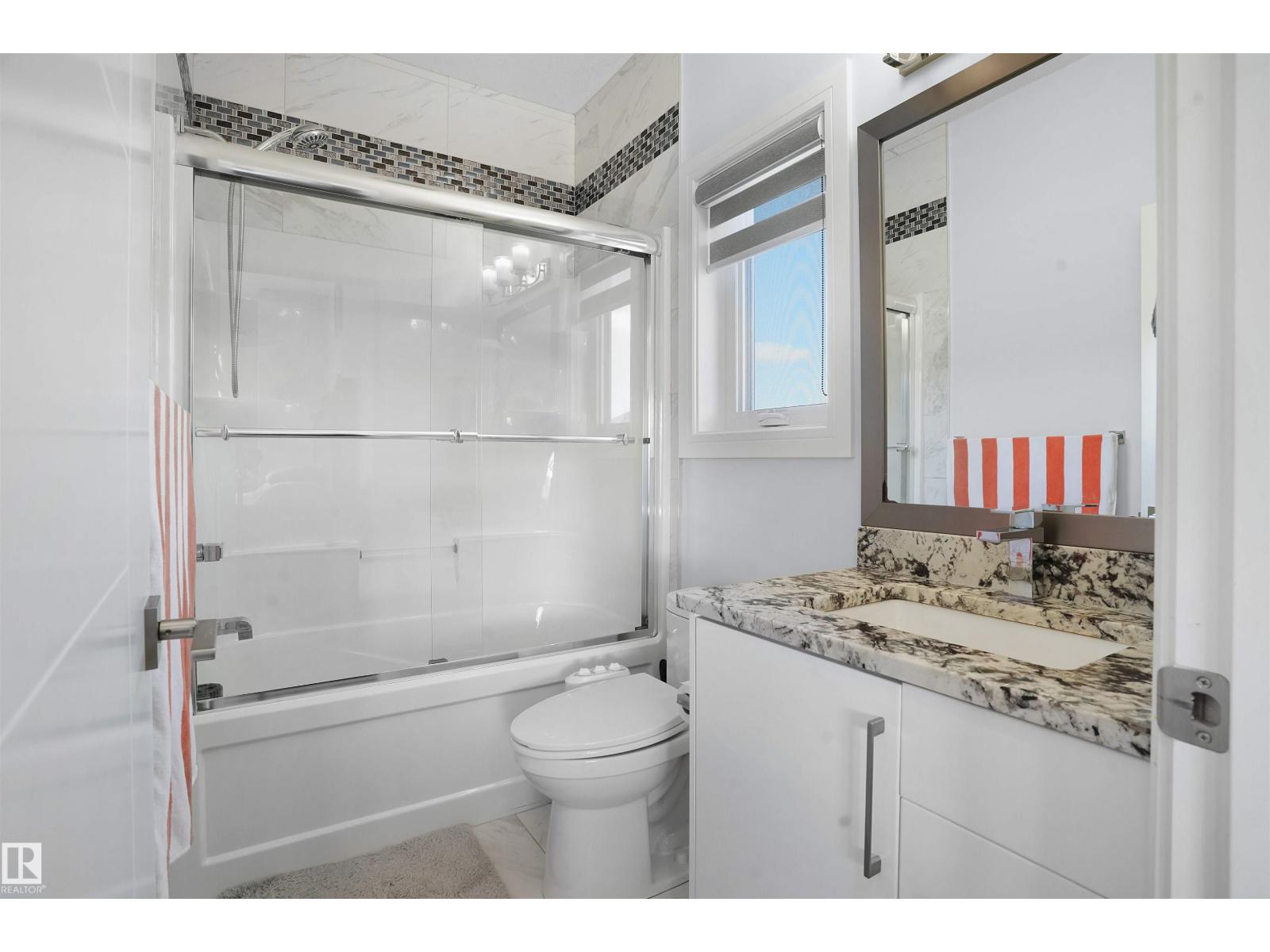 16608 9 ST NE - 25