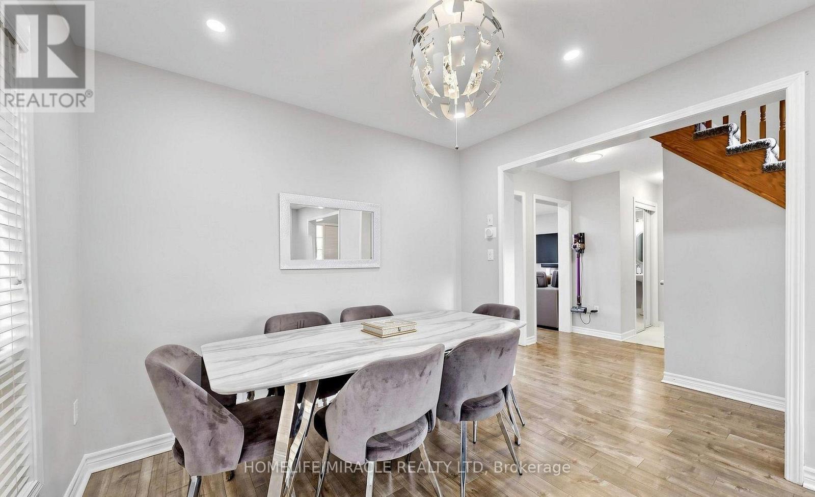 361 BRISDALE DRIVE N - 7