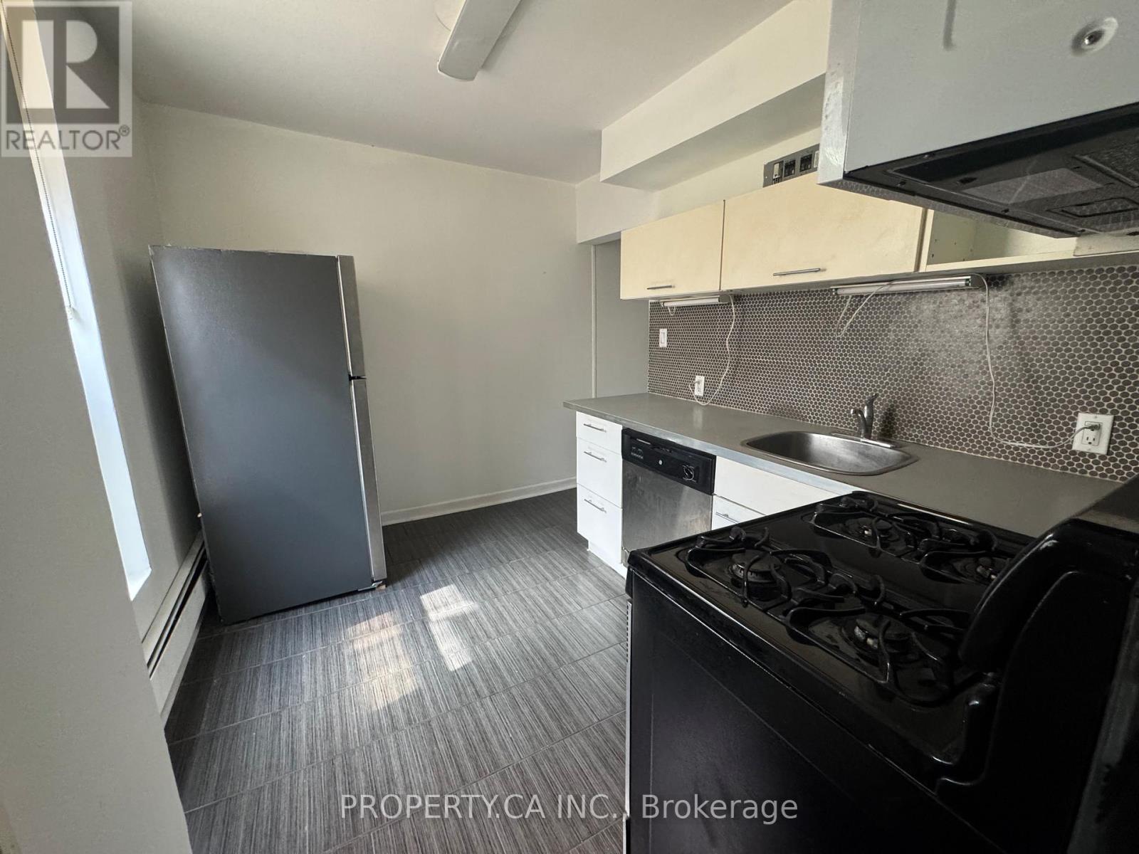 22 BRAD STREET - 39