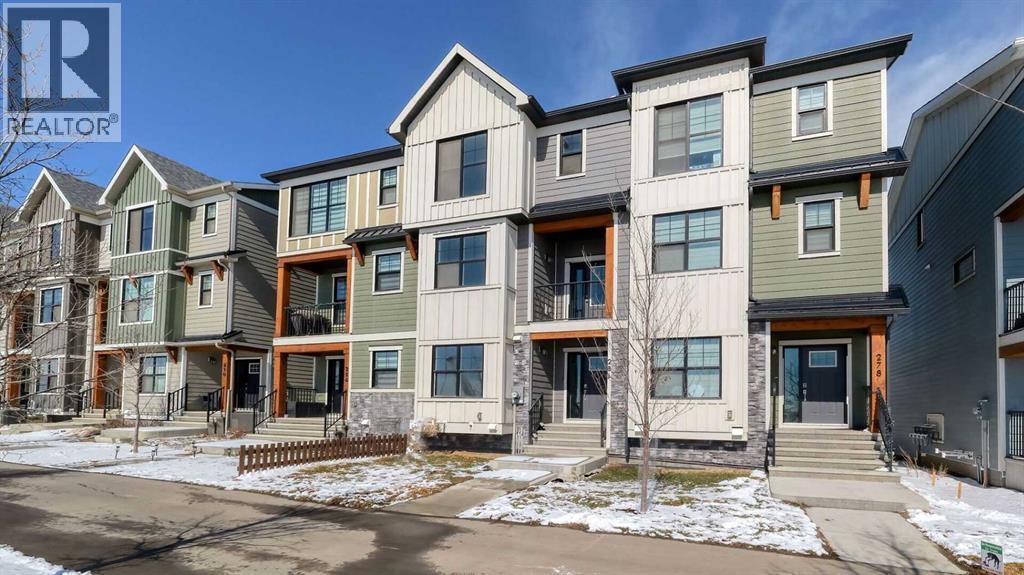 282 Alpine Avenue SW - 1