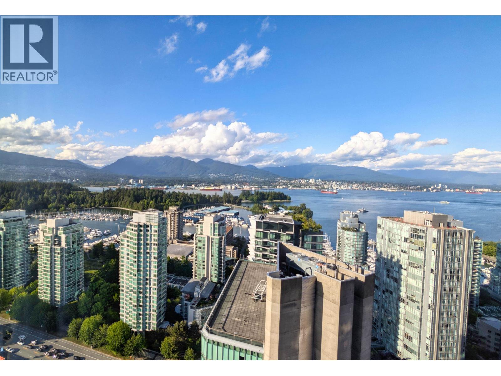 3202 1568 ALBERNI STREET, Vancouver