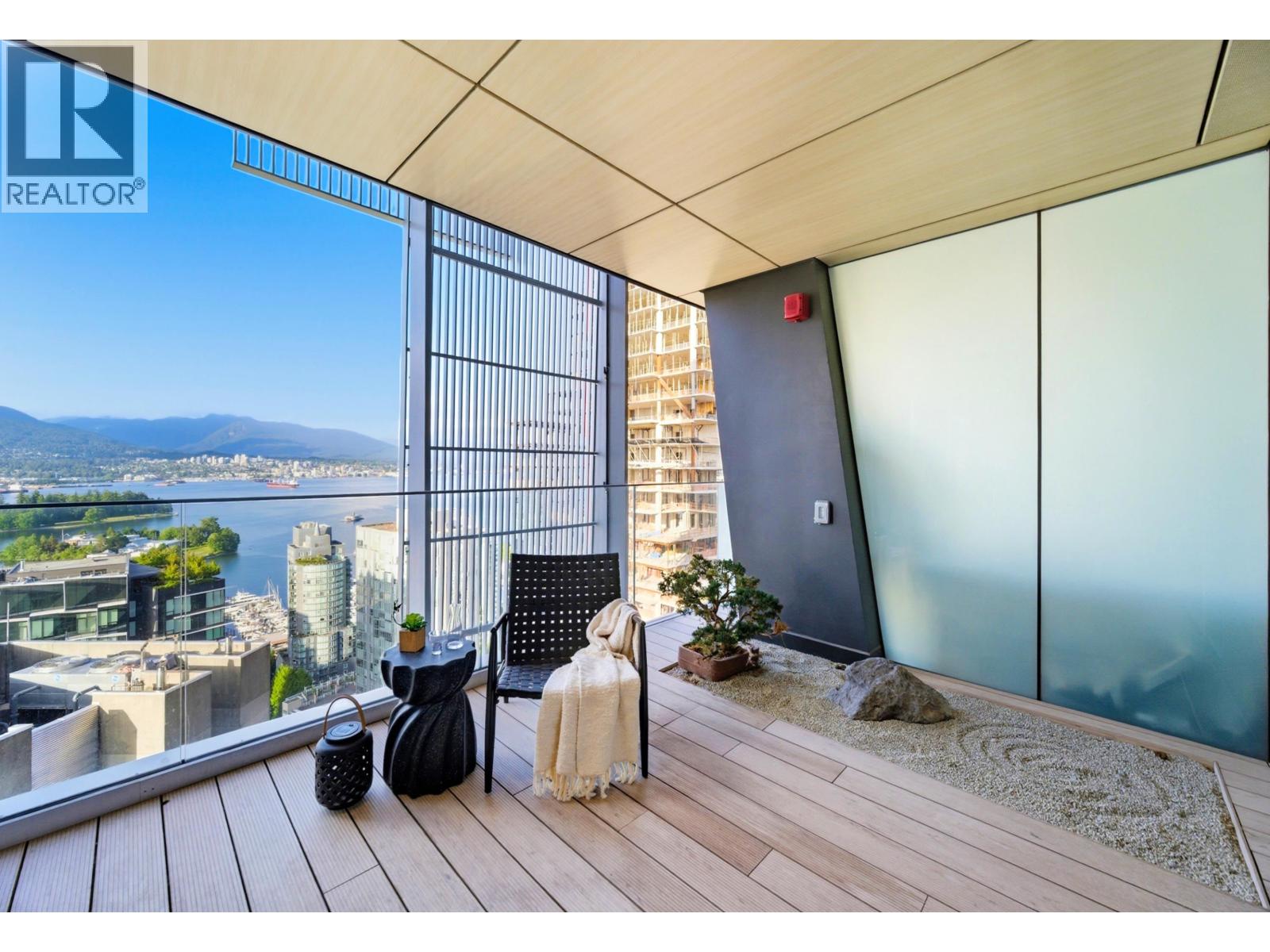 3202 1568 ALBERNI STREET, Vancouver
