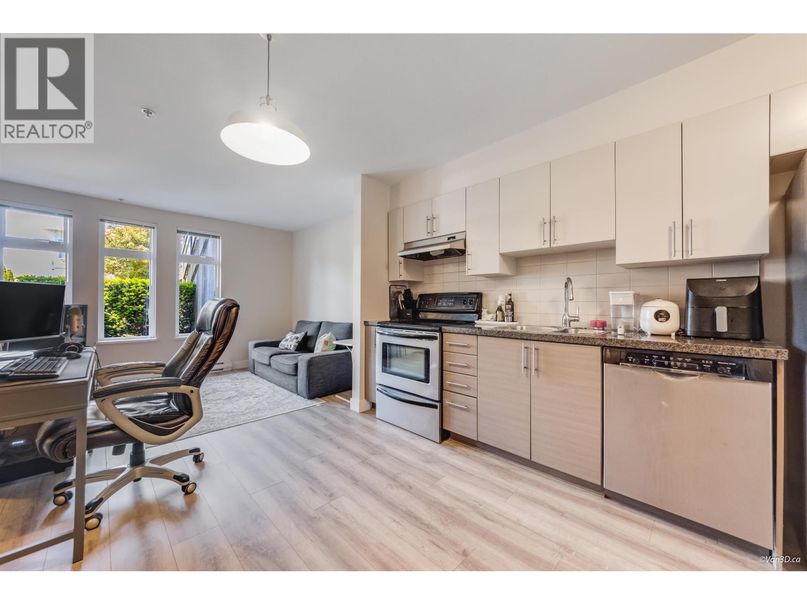 101 5568 KINGS ROAD, Vancouver