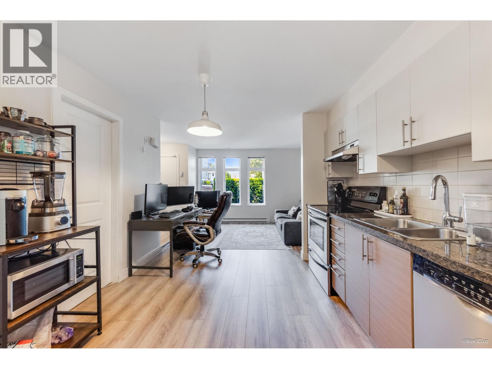 101 5568 KINGS ROAD, Vancouver