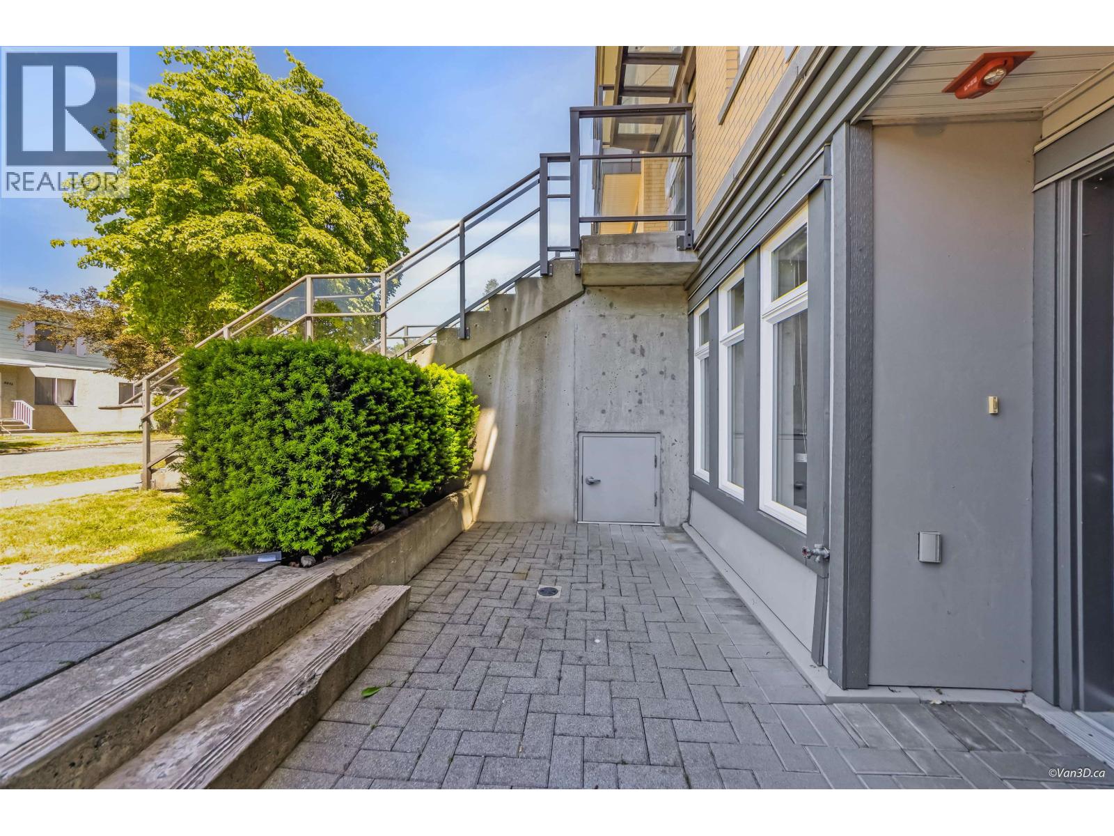 101 5568 KINGS ROAD, Vancouver