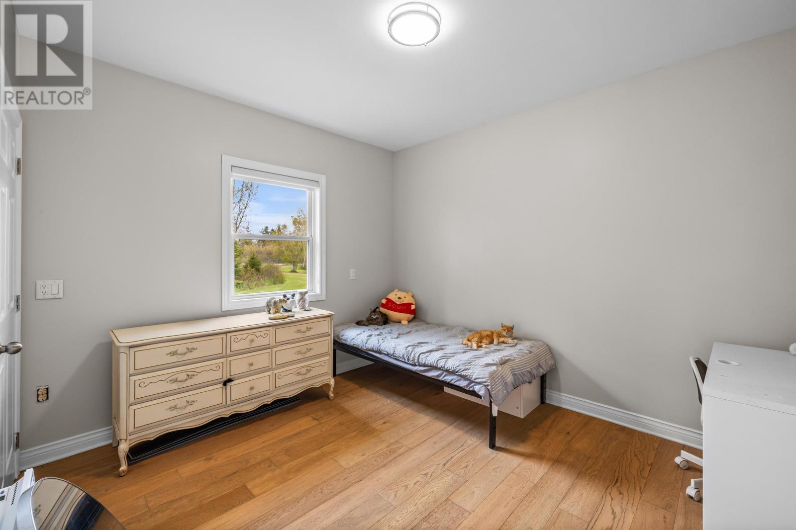 2263 SELKIRK Road - 10
