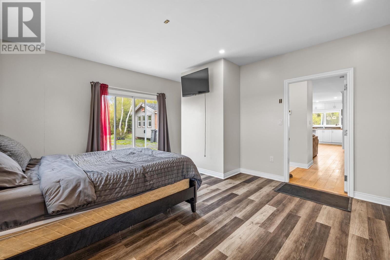 2263 SELKIRK Road - 12