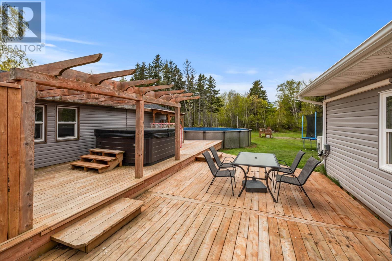 2263 SELKIRK Road - 18