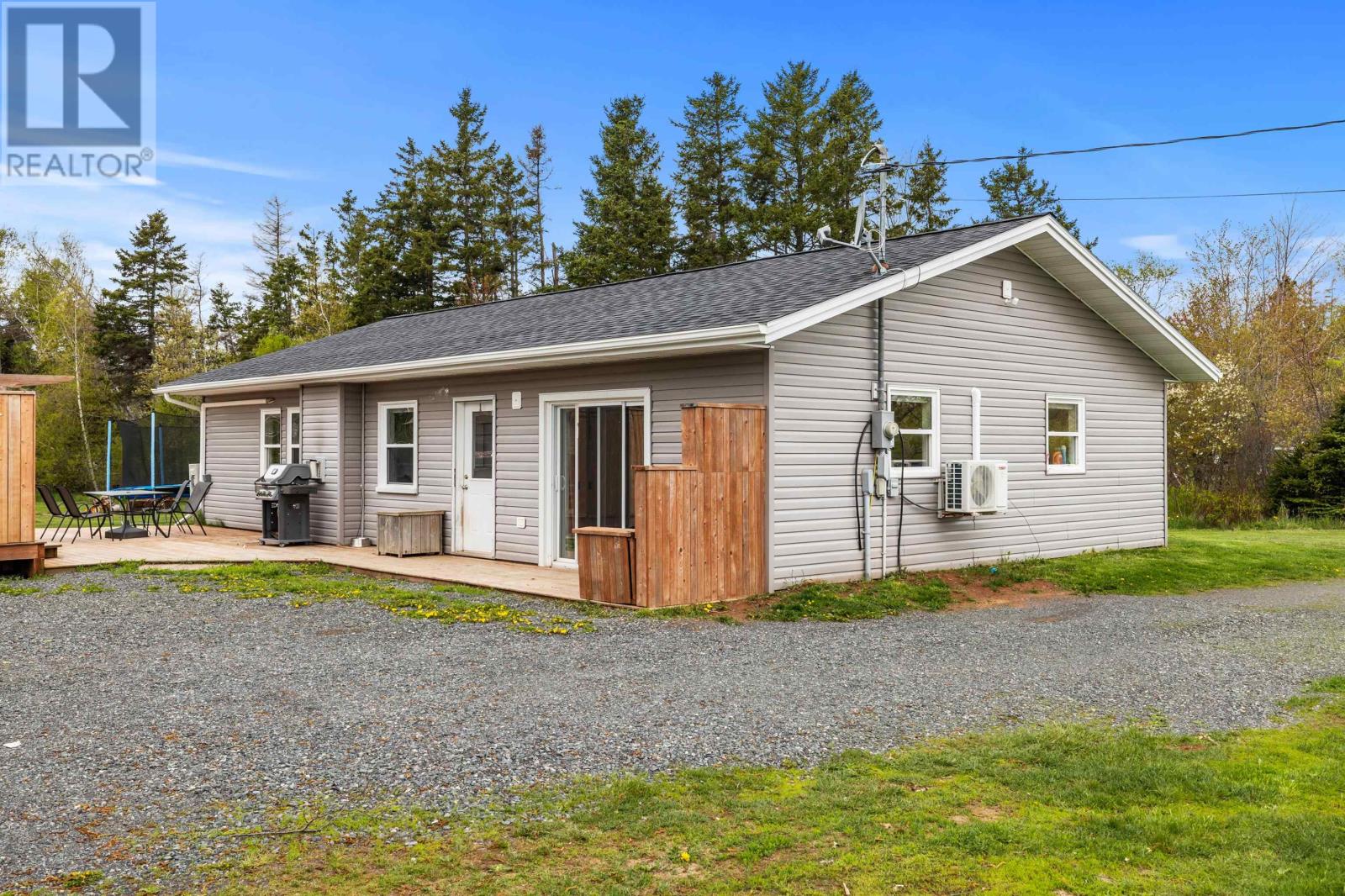 2263 SELKIRK Road - 16