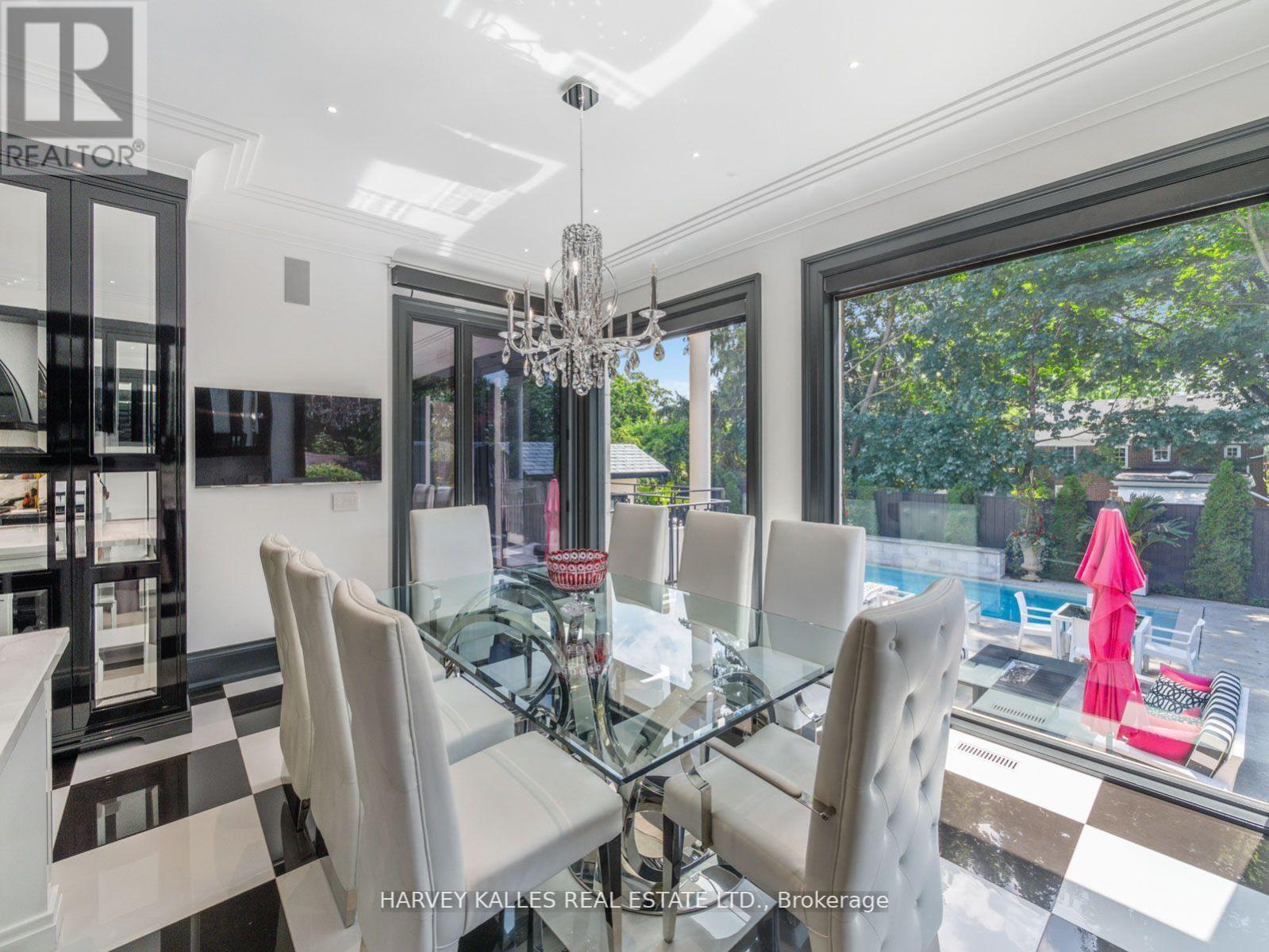 327 CORTLEIGH BOULEVARD - 16