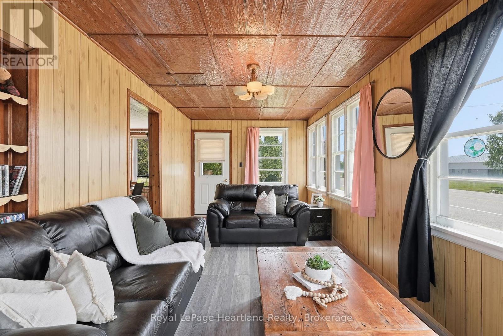 41574 KIRKTON ROAD - 11