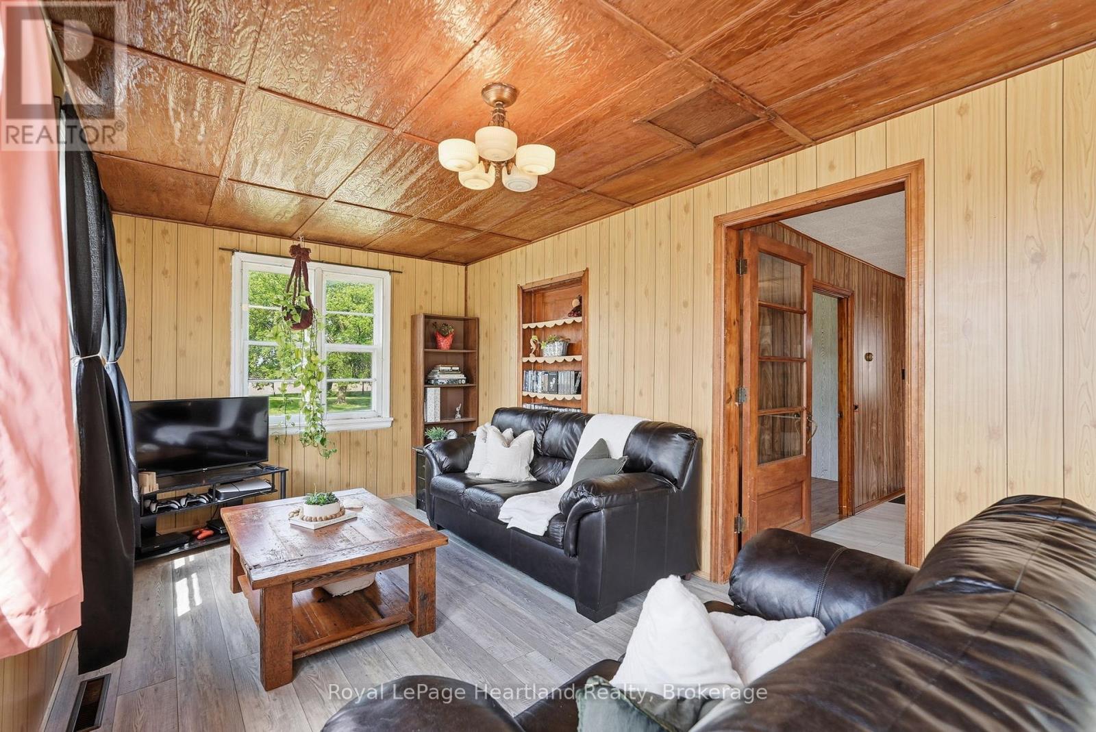 41574 KIRKTON ROAD - 7