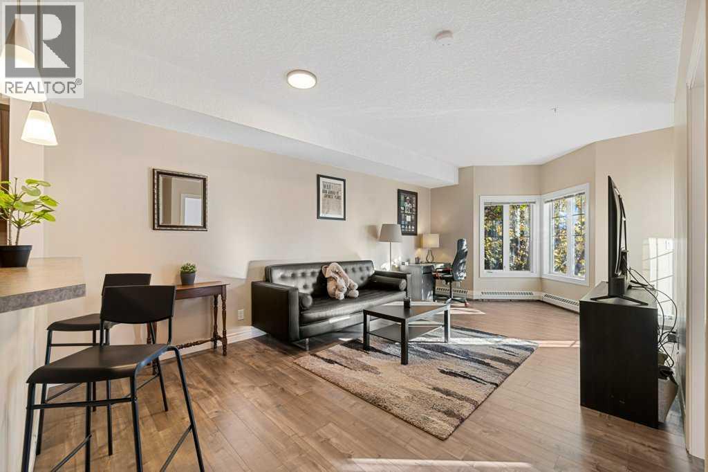 #240 60 Royal Oak Plaza NW - 11