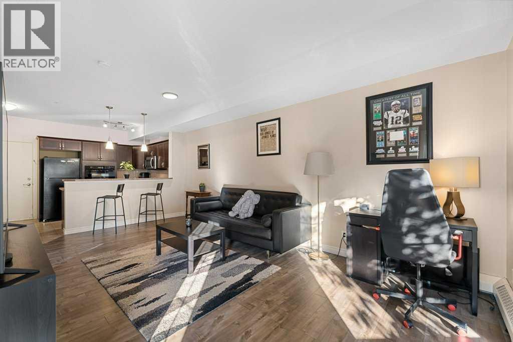 #240 60 Royal Oak Plaza NW - 17