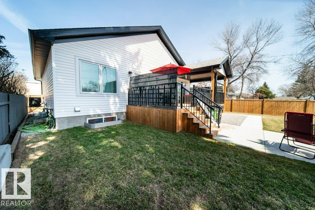 11303 111 AV NW - 53
