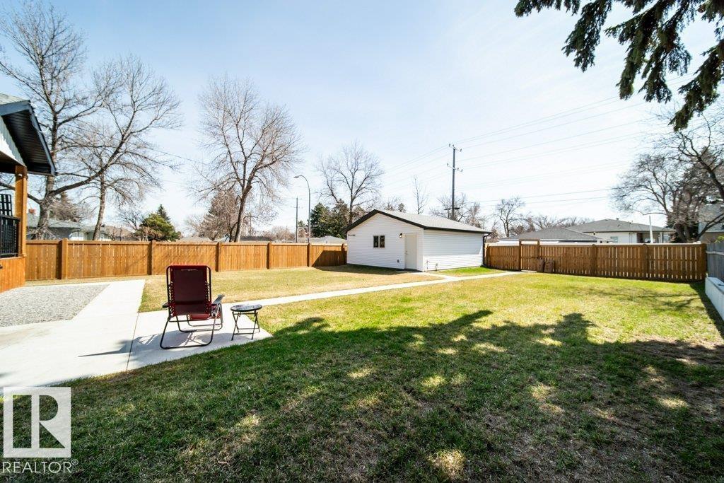 11303 111 AV NW - 54