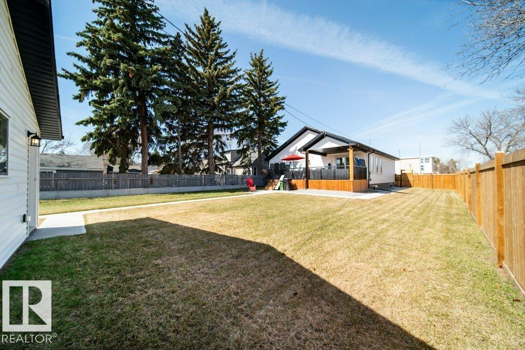 11303 111 AV NW - 56