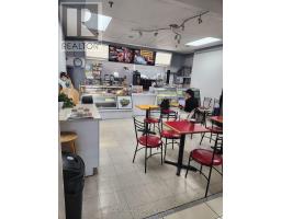 G11 - 2340 Dundas Street W, Toronto, ON M6P4A9 Photo 13