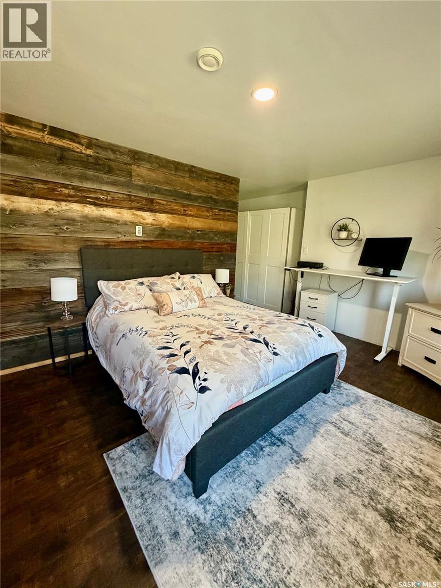 Acreage & Home w/Detached in law 2 bedroom suite — photo 19