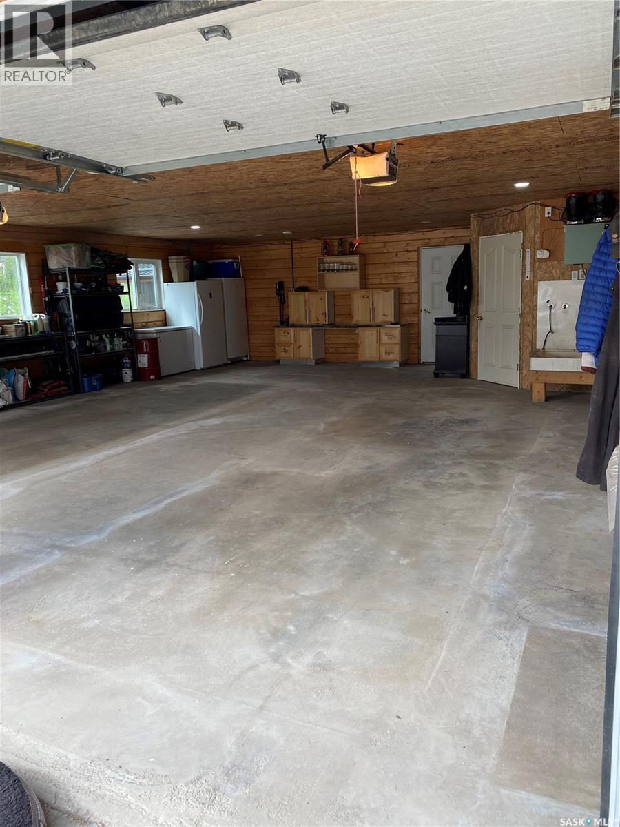 Acreage & Home w/Detached in law 2 bedroom suite — photo 48