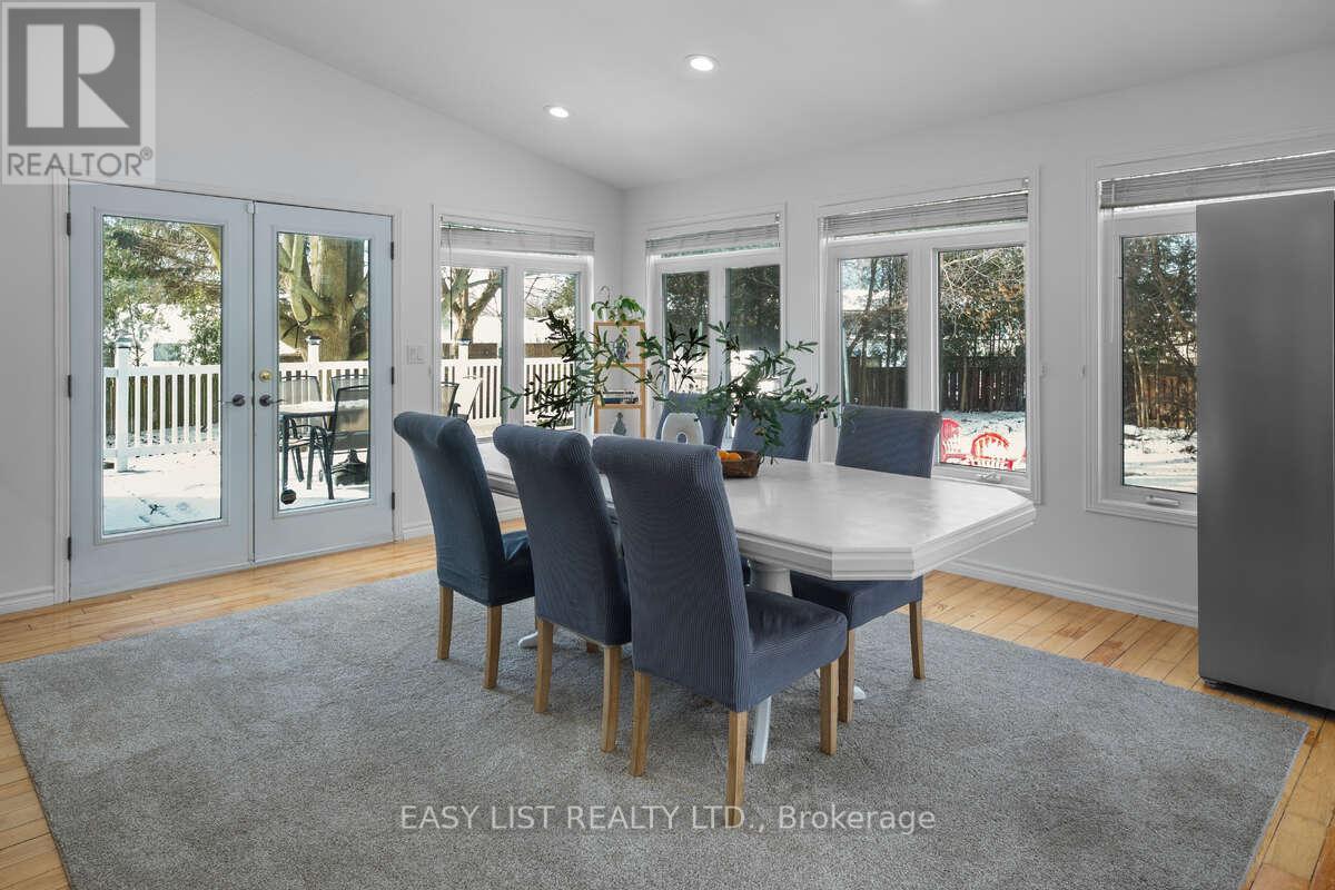 38 FERNWOOD TERRACE - 18
