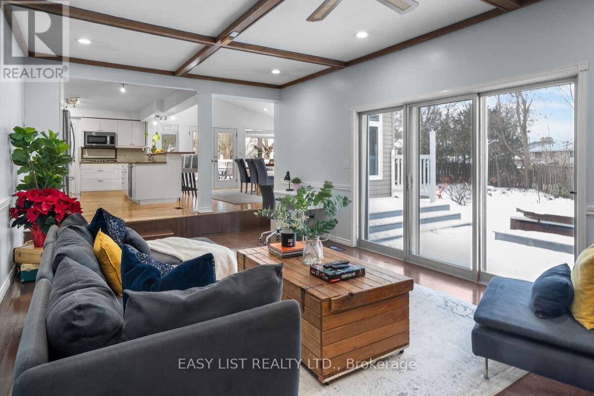 38 FERNWOOD TERRACE - 22