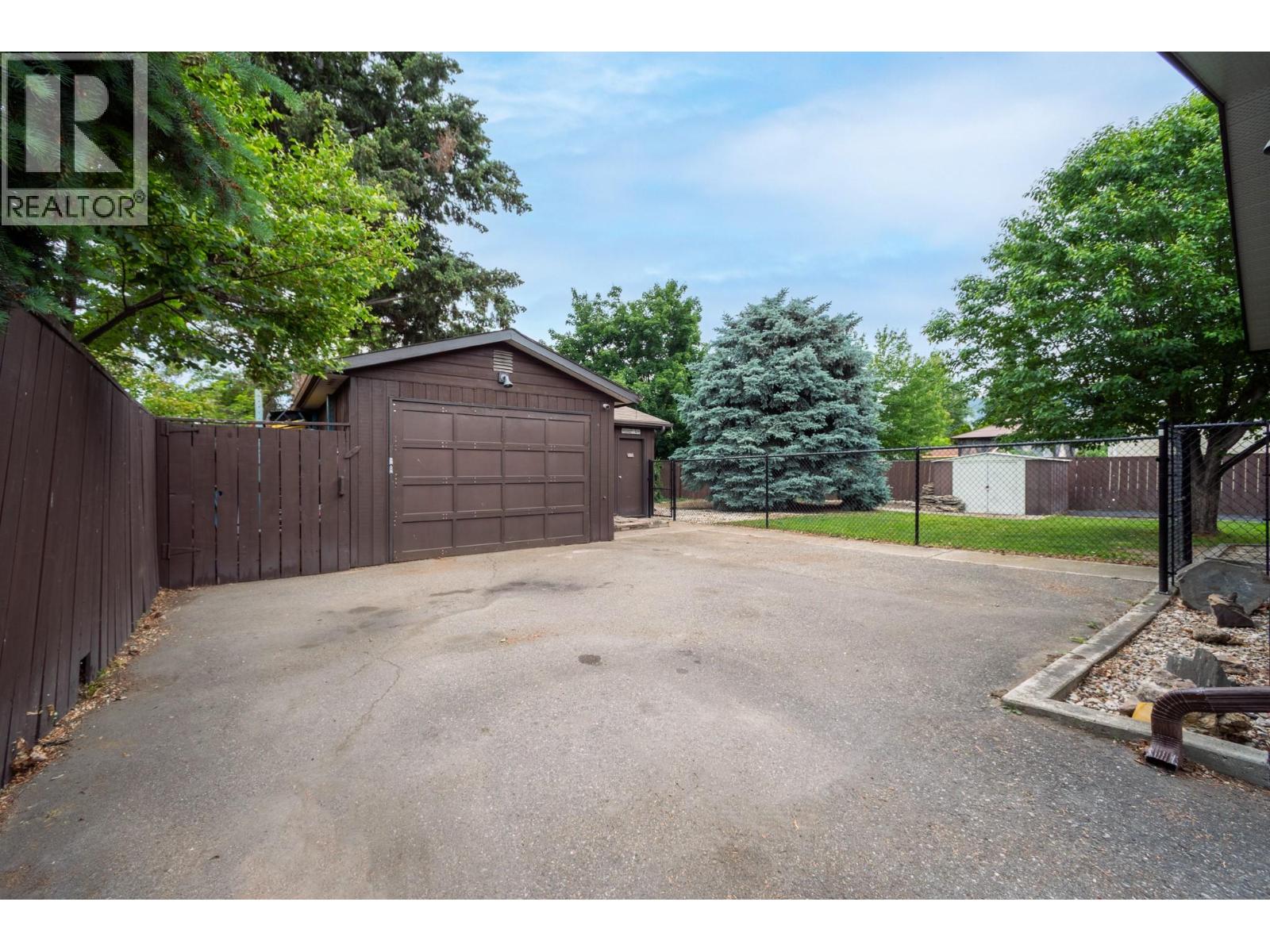 700 Richards Road - 50