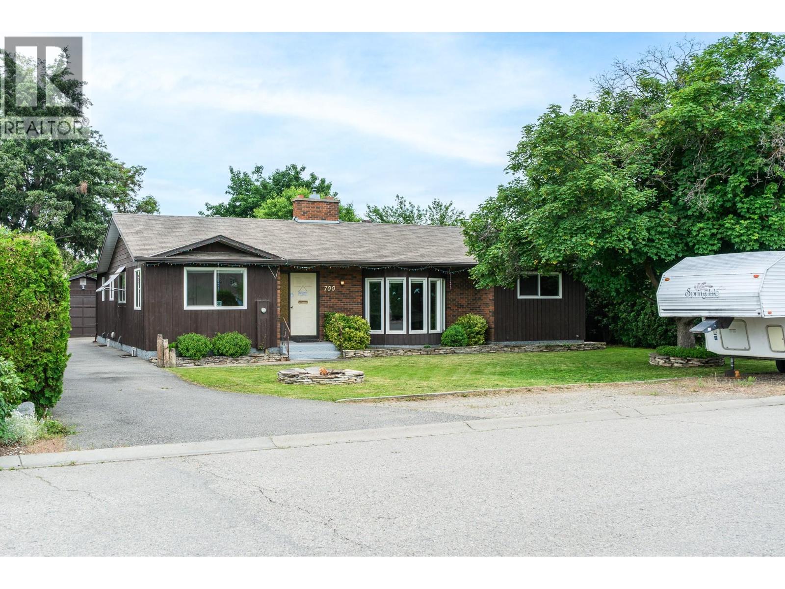 700 Richards Road, Kelowna