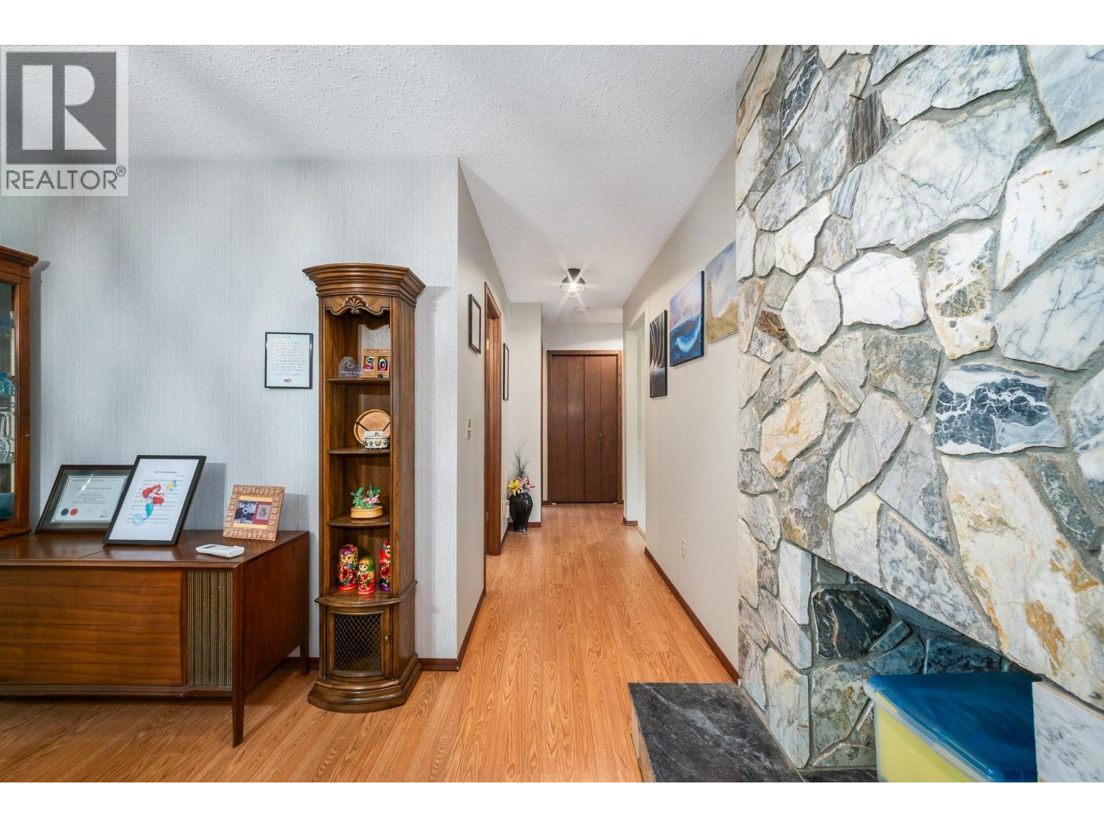 700 Richards Road, Kelowna