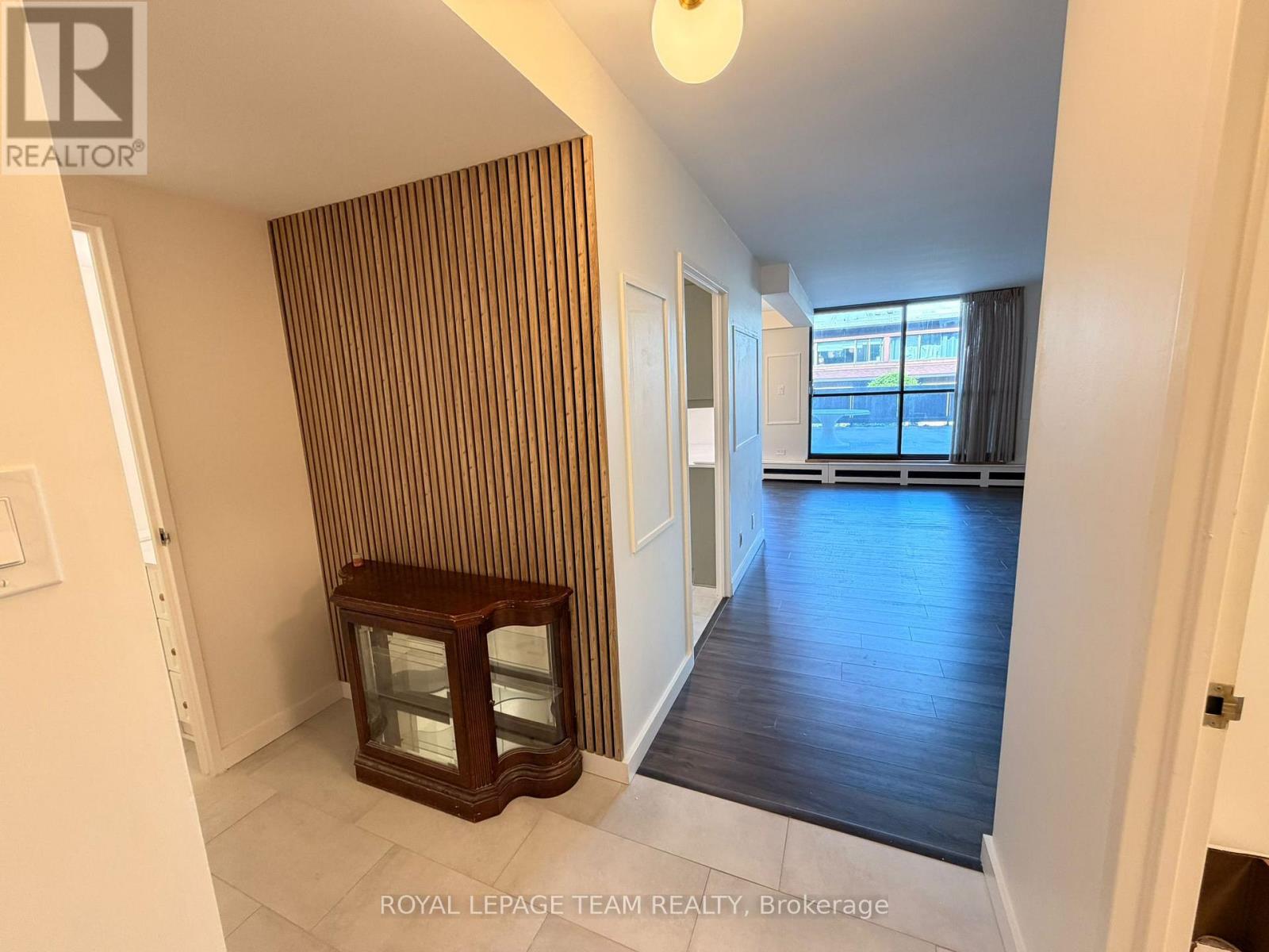 3 Bed, 2 Bath Apartment for Rent in Ottawa – 318 – 515 ST LAURENT BOULEVARD, Ottawa – MLS# X13225750 - Image 6
