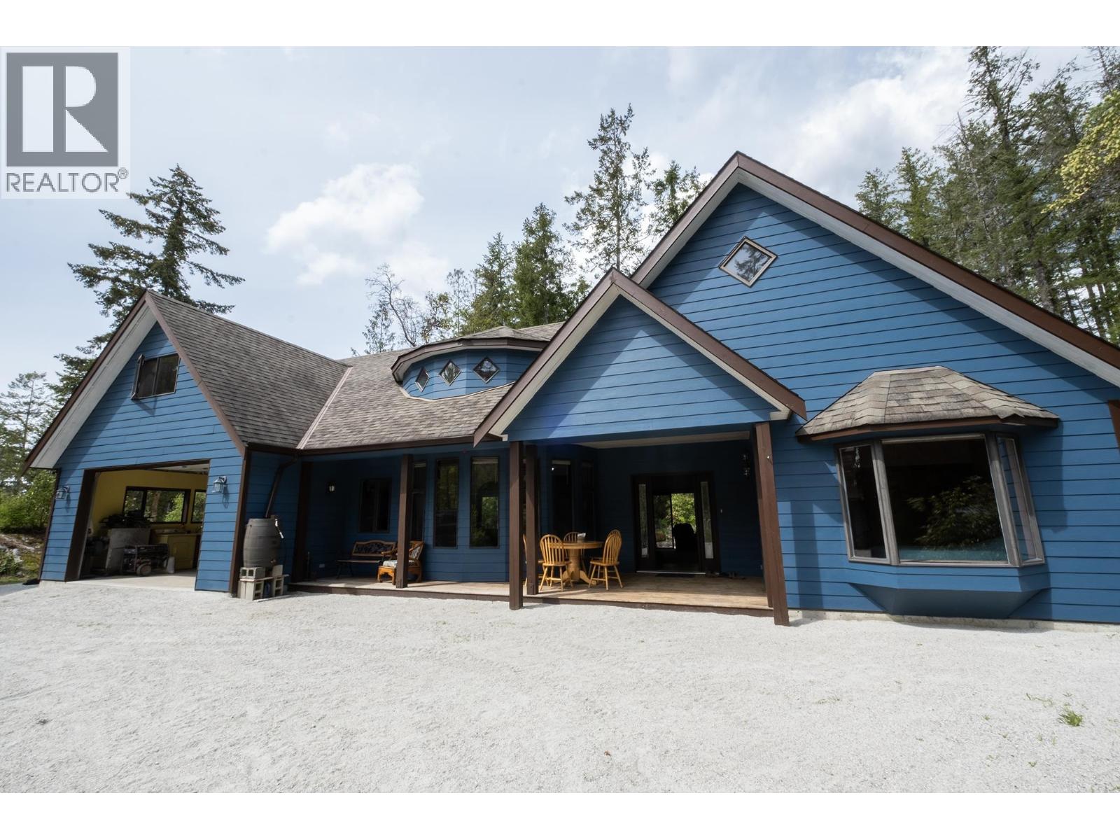 11832 SUNSHINE COAST HIGHWAY, Pender Harbour