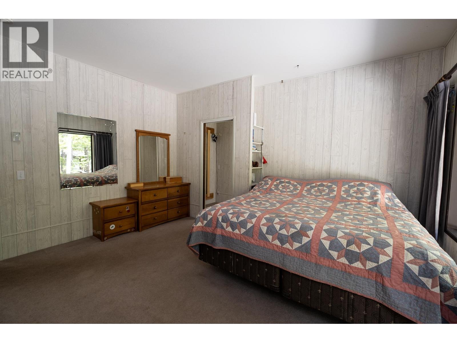 11832 SUNSHINE COAST HIGHWAY, Pender Harbour