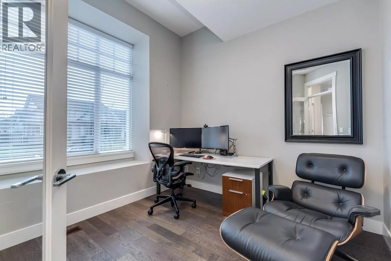4 Bed, 3 Bath Apartment for Rent in Langley – Main Suite 27043 35A AVENUE, Langley – MLS# R3130740 - Image 10