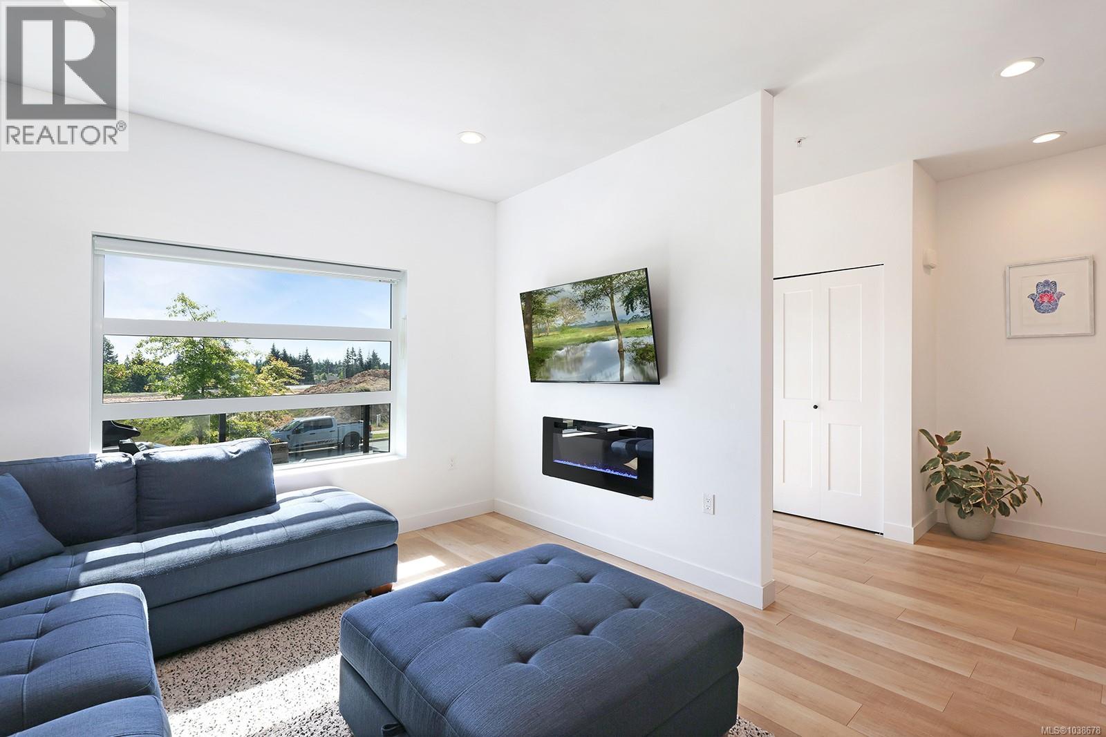 #2 3016 Alder St S - 10