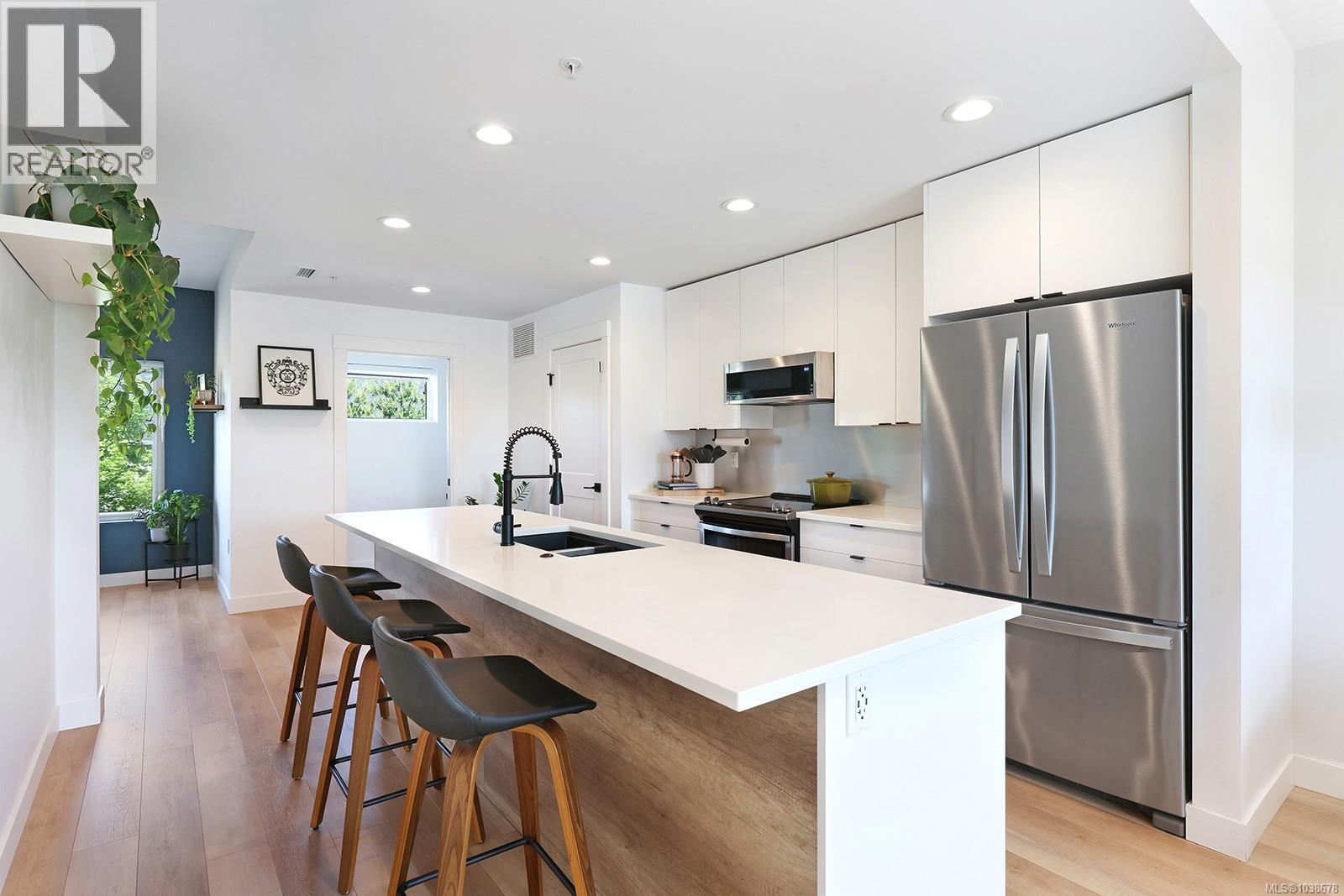 #2 3016 Alder St S - 14