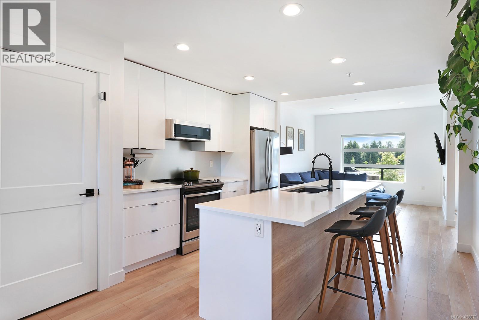 #2 3016 Alder St S - 16