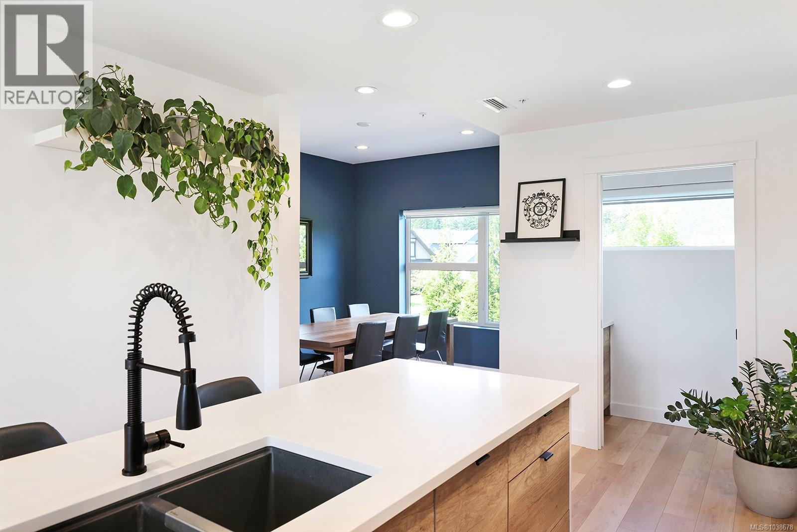 #2 3016 Alder St S - 17