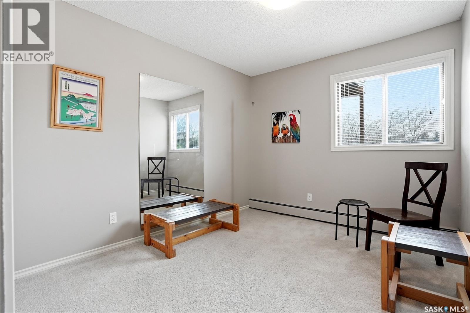 #201D2 1121 McKercher DRIVE - 18