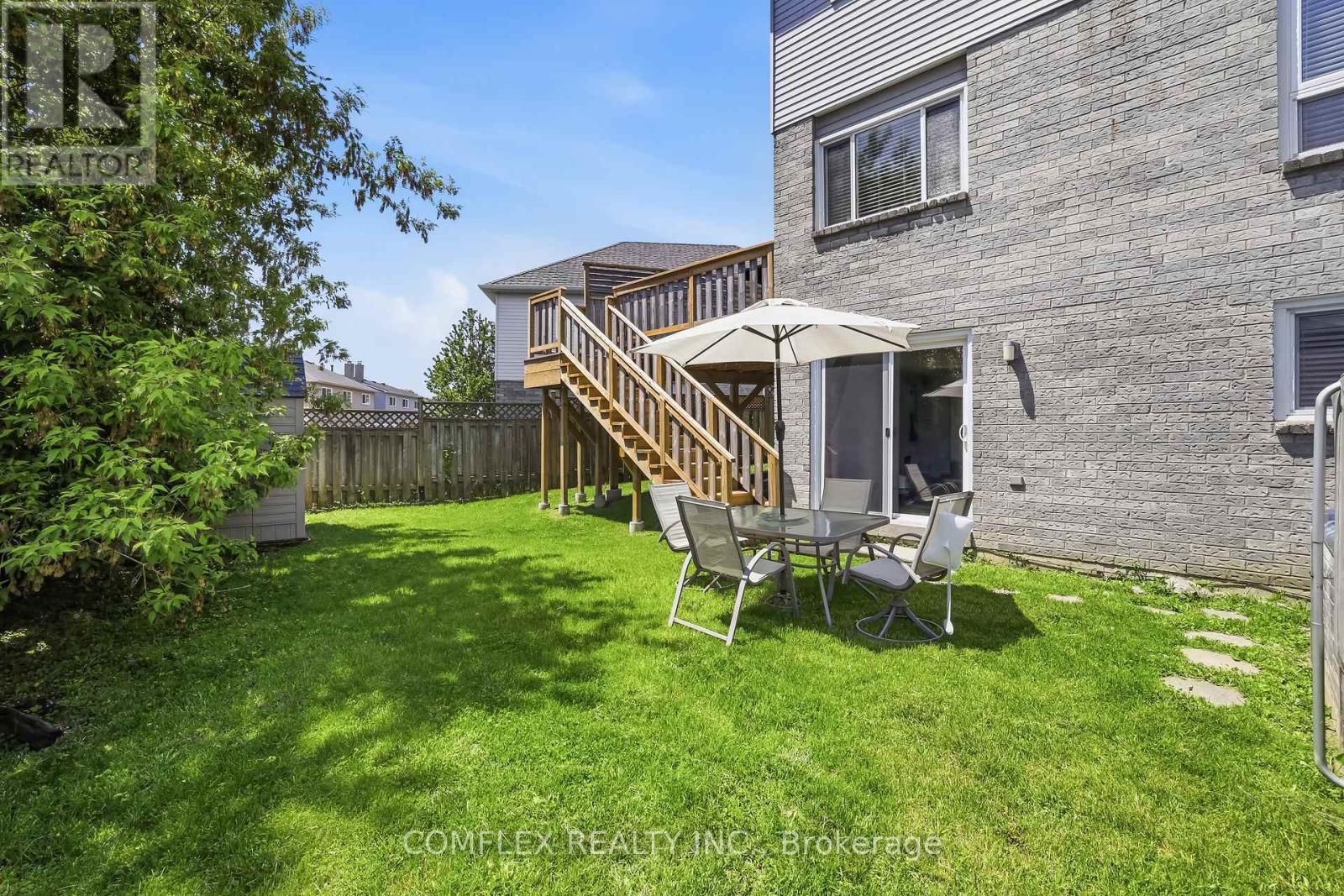 33 BROADLANDS CRESCENT - 36