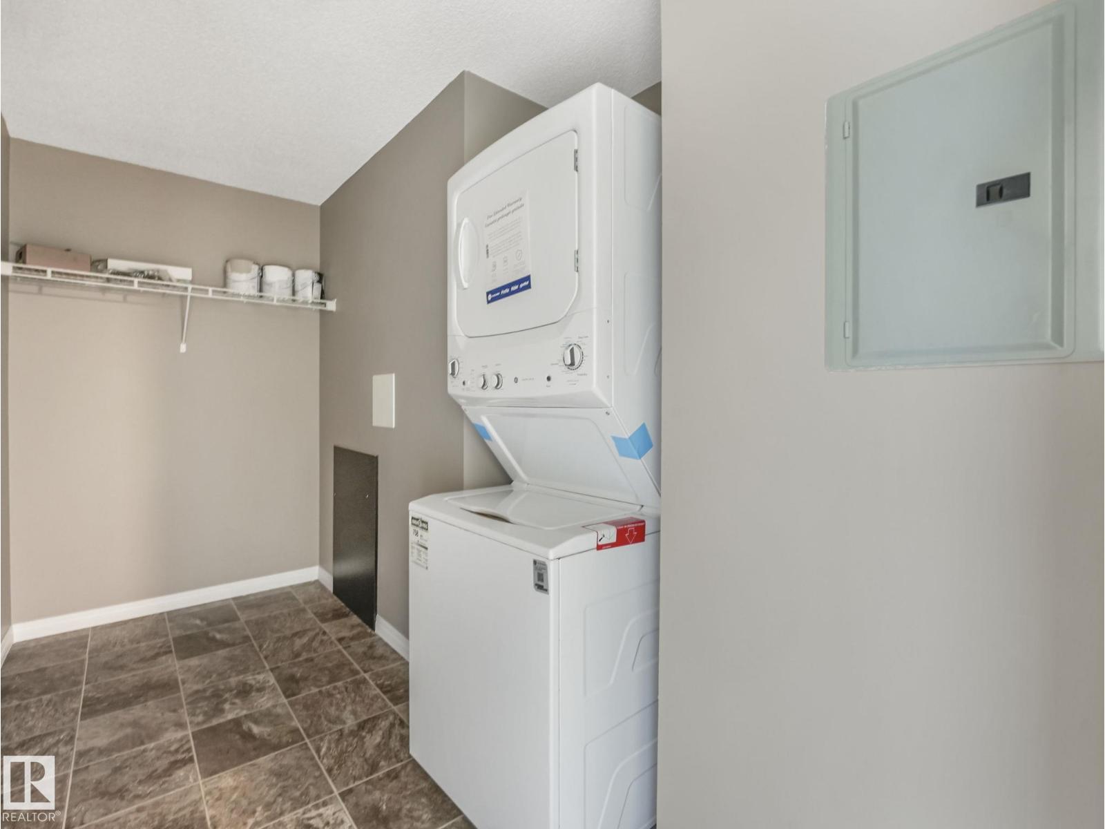 #322 1520 Hammond GA NW NW - 47