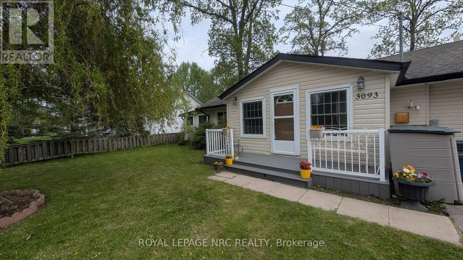 3093 HYMAN AVENUE - 2