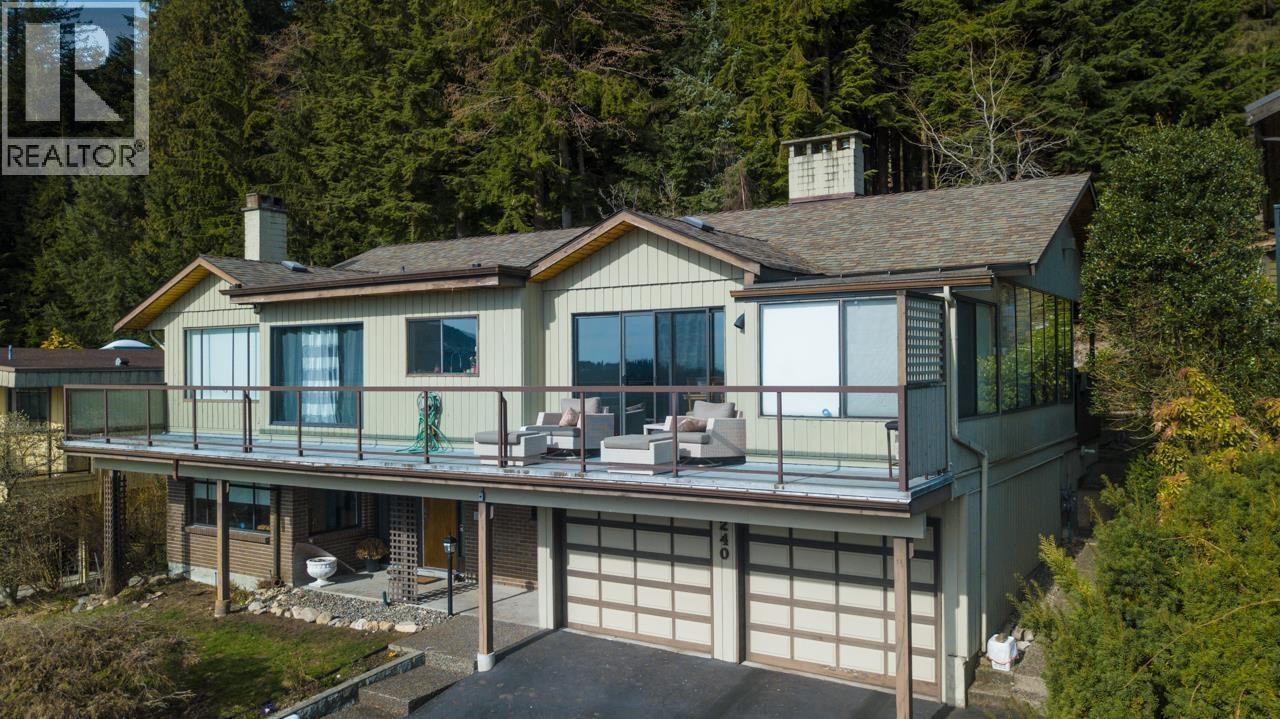 5240 MALASPINA PLACE — photo 3