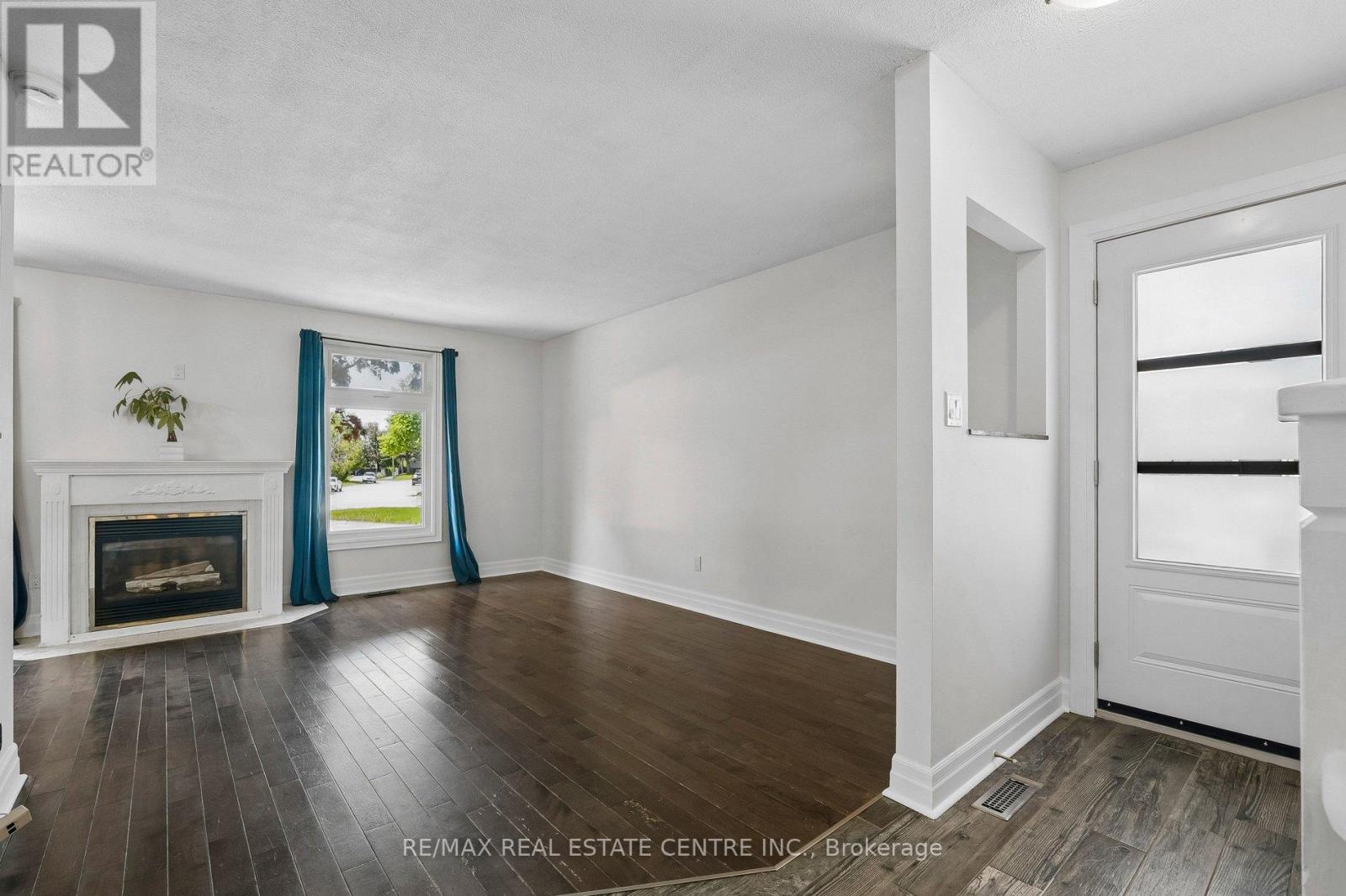47 CHRISTIE CRESCENT - 12