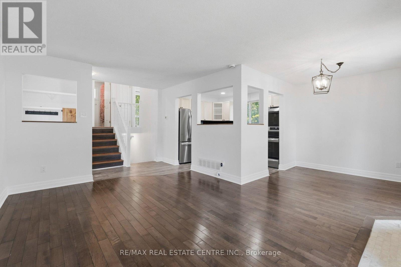 47 CHRISTIE CRESCENT - 14