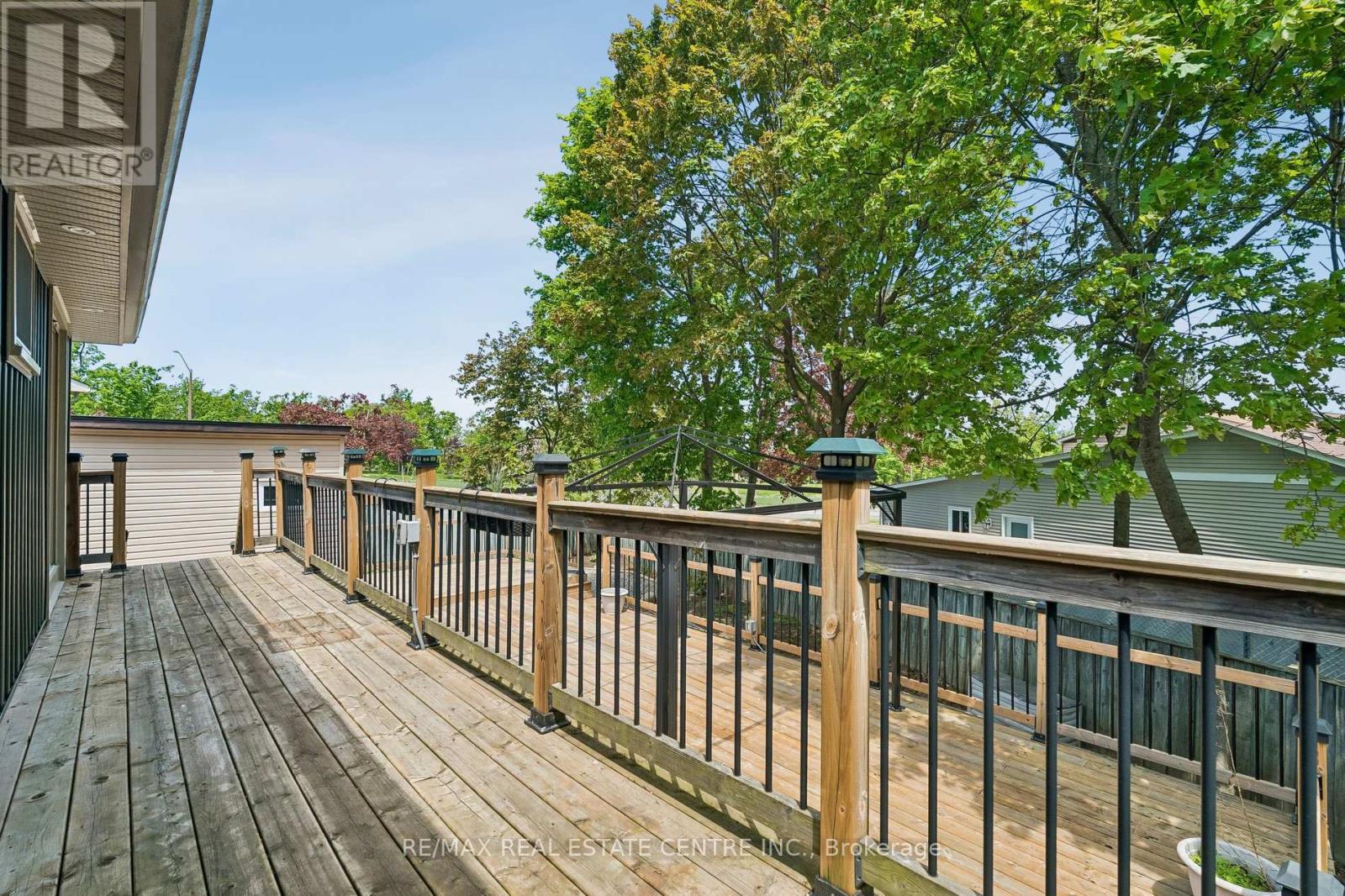 47 CHRISTIE CRESCENT - 18