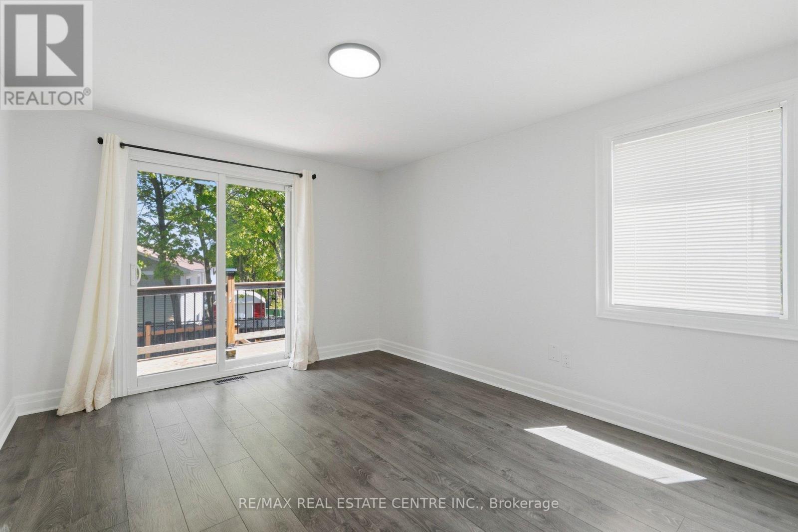47 CHRISTIE CRESCENT - 23