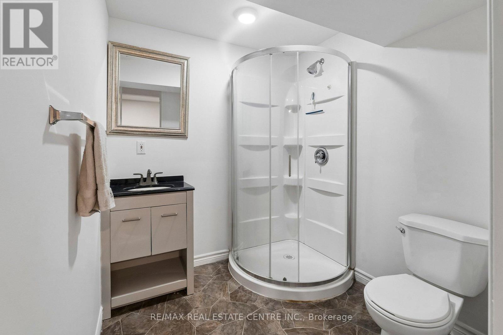 47 CHRISTIE CRESCENT - 38